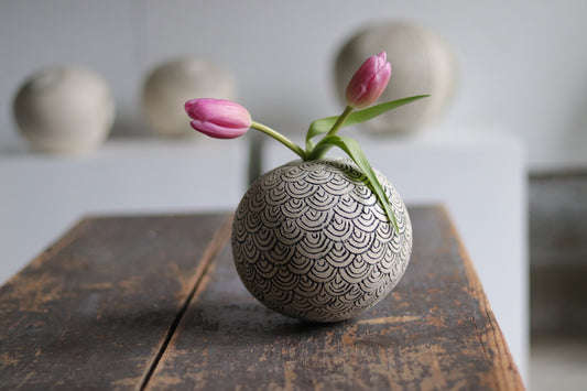 Orb - White - Scale - Medium