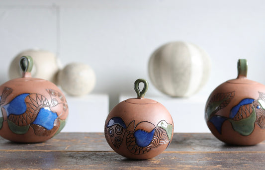 Urn - Abstract Design