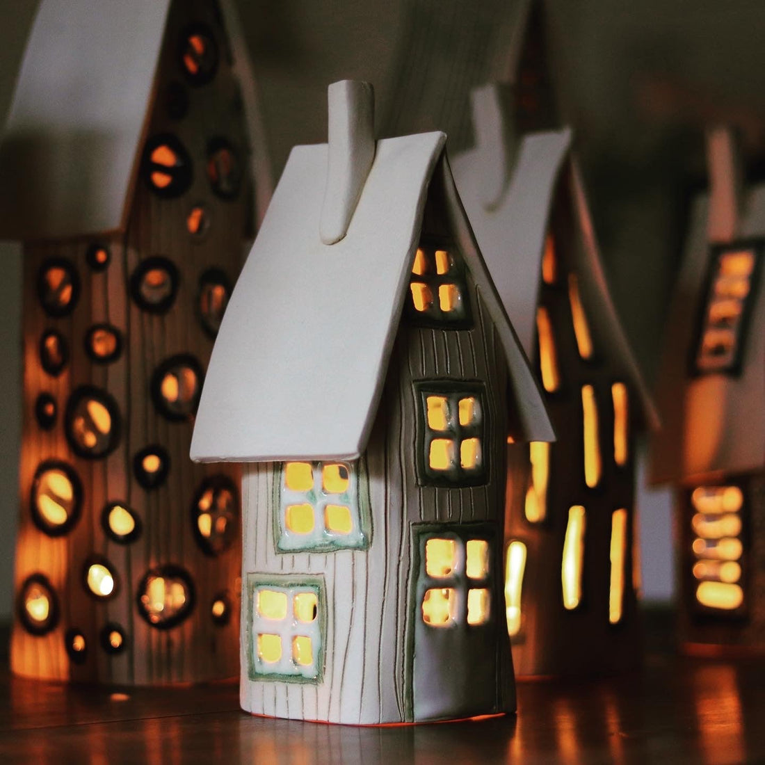 OPEN GALLERY - December 6+7, and 13+14