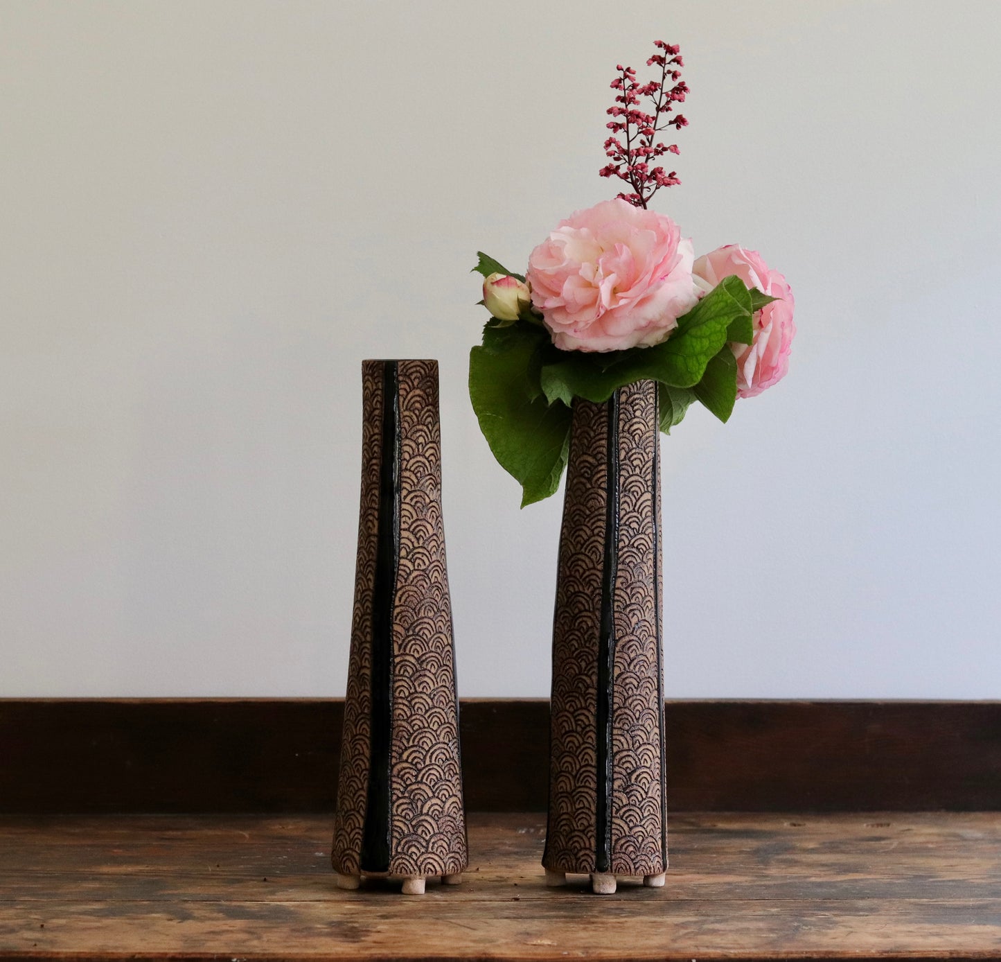 Vase - Tan Scale Design