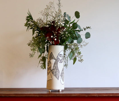 Vase - Abstract - White - Short