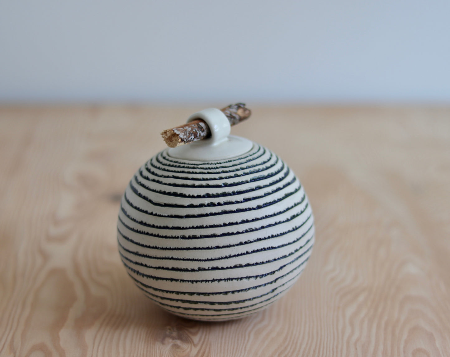 Urn - White with horizontal stripes