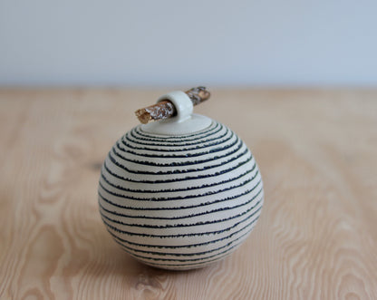 Urn - White with horizontal stripes