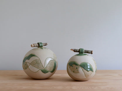 Urn - Green Abstract w Stick Lid