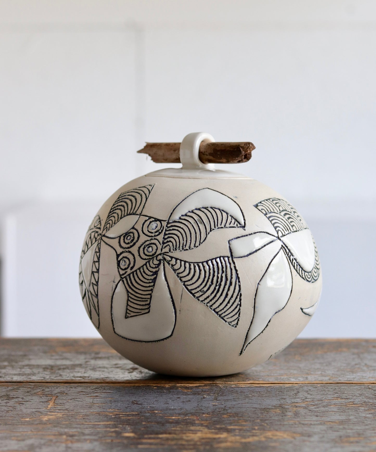 Urn - White Abstract w Stick Lid