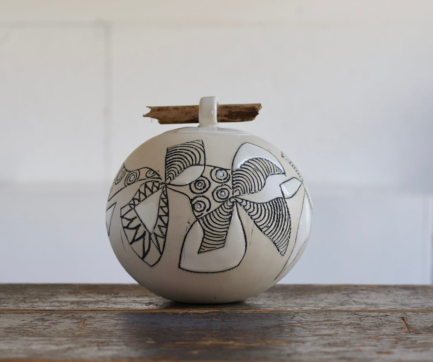 Urn - White Abstract w Stick Lid