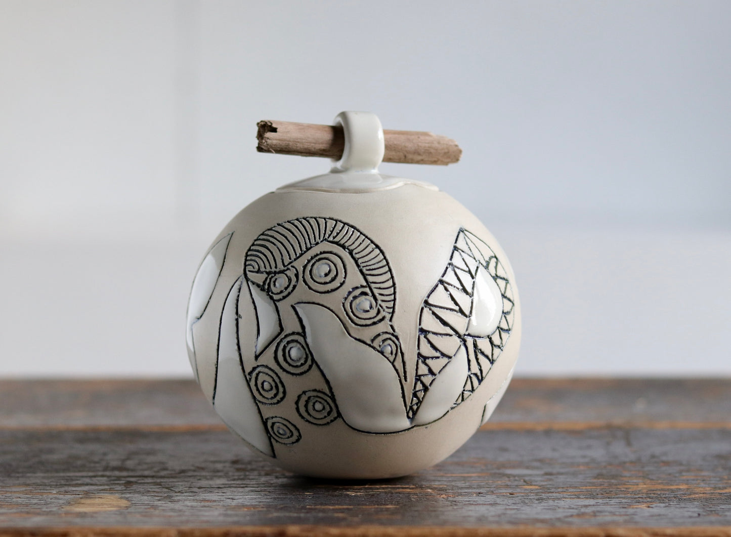 Urn - White Abstract w Stick Lid